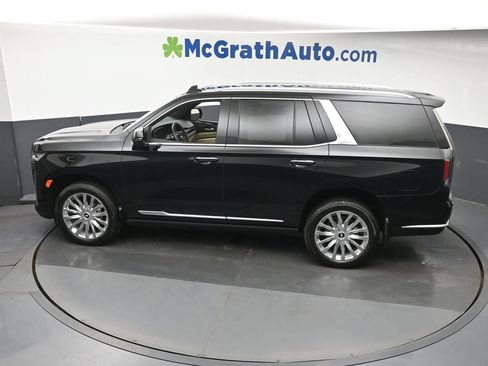 Certified 2024 Cadillac Escalade Premium Luxury w/ Performance Package AWD/4WD image 27