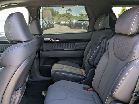 New 2025 Hyundai Palisade Calligraphy image 16