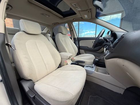 Used 2009 Hyundai Elantra GLS image 19