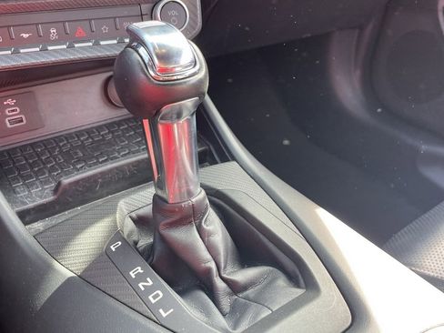 Used 2024 Ford Mustang Premium image 5