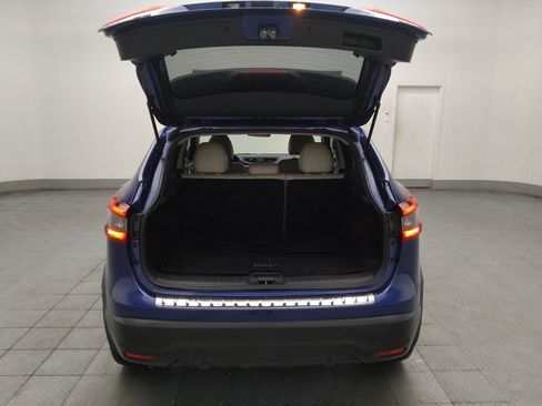 Used 2020 Nissan Rogue Sport SL FWD image 29