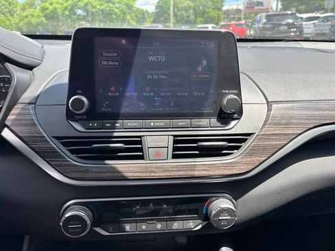 Used 2019 Nissan Altima 2.5 Platinum AWD/4WD image 16