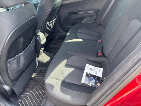 Used 2022 Kia K5 LXS FWD image 15