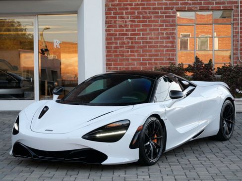 Used 2023 McLaren 720S Performance image 6