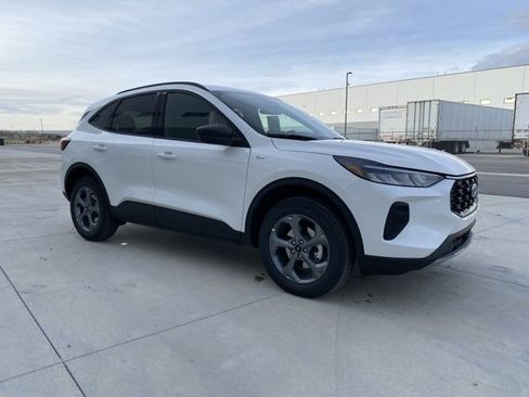 New 2026 Ford Escape ST-Line w/ Tech Pack #1 image 3