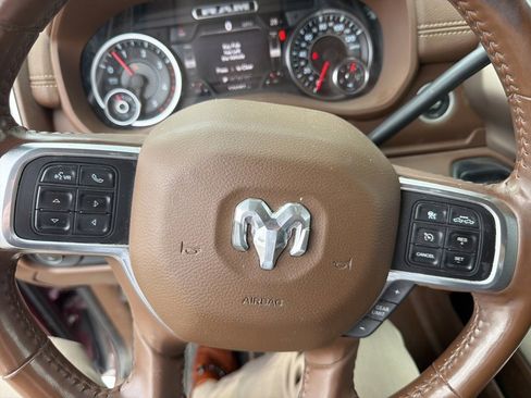 Used 2020 RAM 2500 Laramie image 12