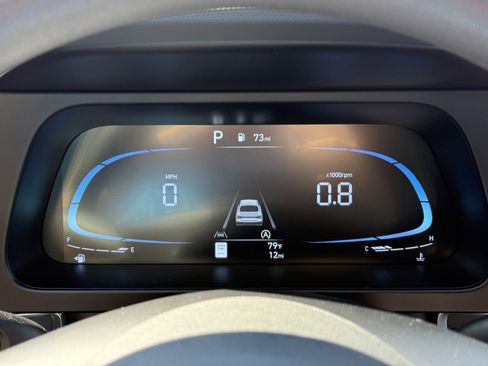 New 2026 Hyundai Elantra SE image 18