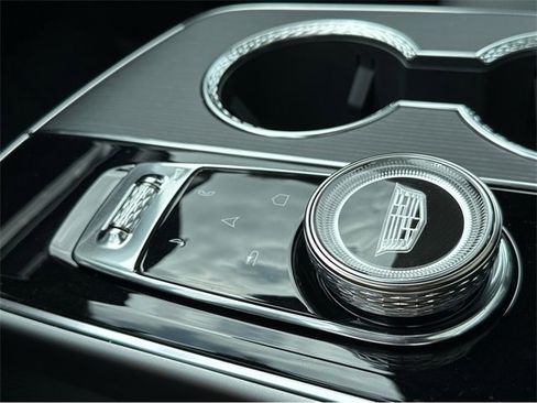 New 2025 Cadillac Lyriq Luxury image 26