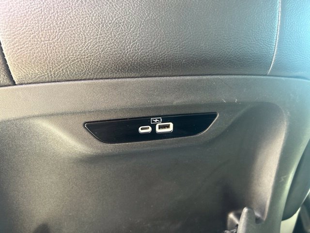 Used 2022 Chrysler Pacifica Touring-L FWD image 33