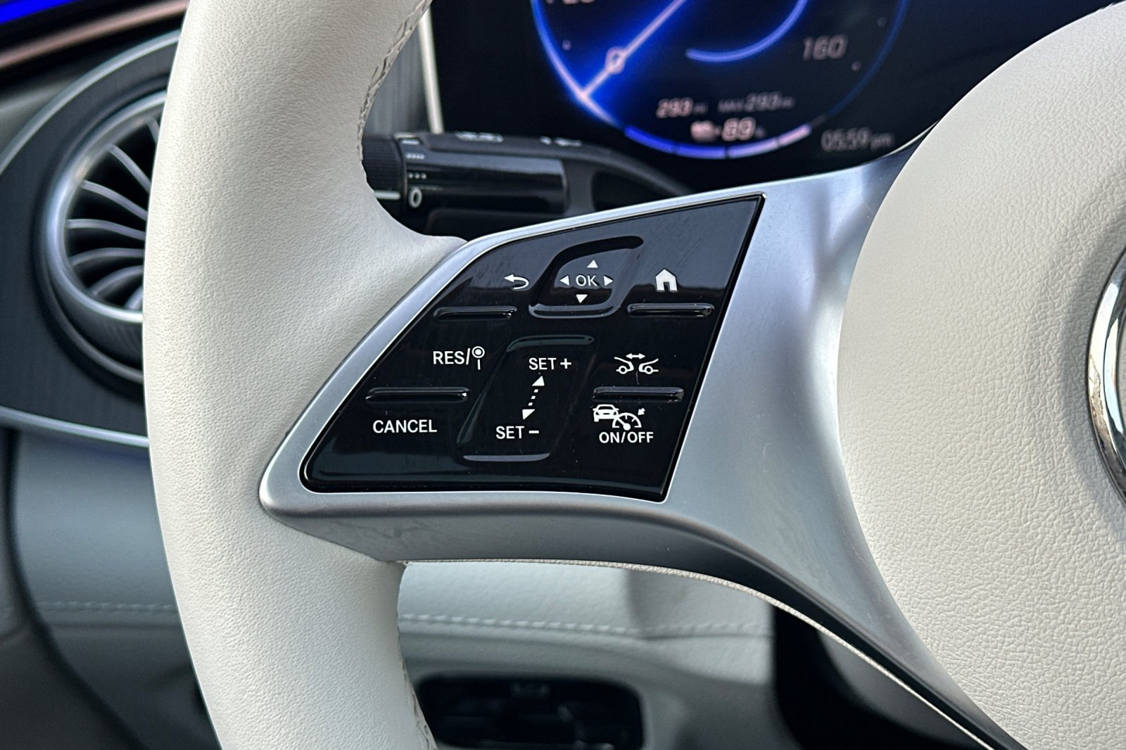 Certified 2023 Mercedes-Benz EQE 350+ 4MATIC Sedan image 30