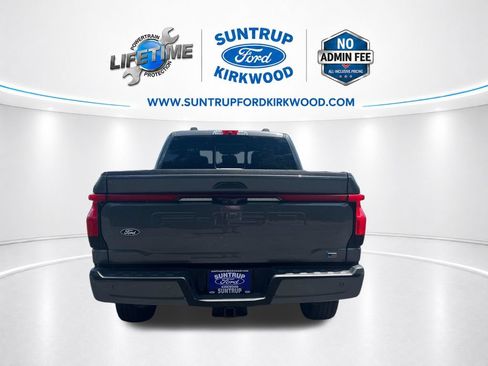 Used 2025 Ford F150 Lightning Platinum AWD/4WD image 4