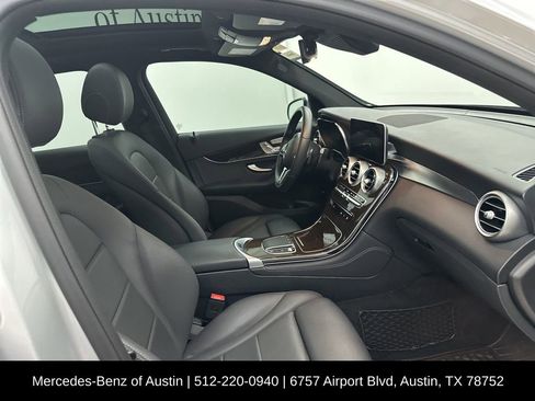 Used 2020 Mercedes-Benz GLC 300 image 26