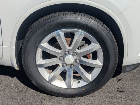 Used 2017 Buick Enclave Premium image 11