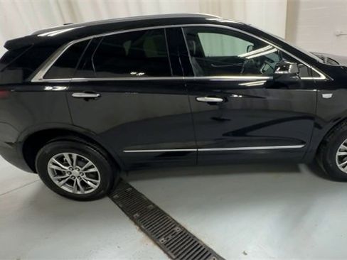Certified 2023 Cadillac XT5 Premium Luxury image 9