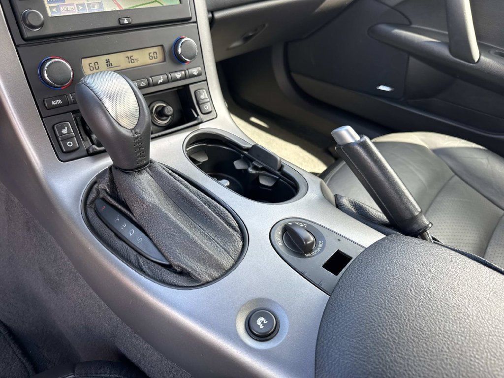 Used 2007 Chevrolet Corvette Convertible w/ Preferred Equipment Group RWD image 19
