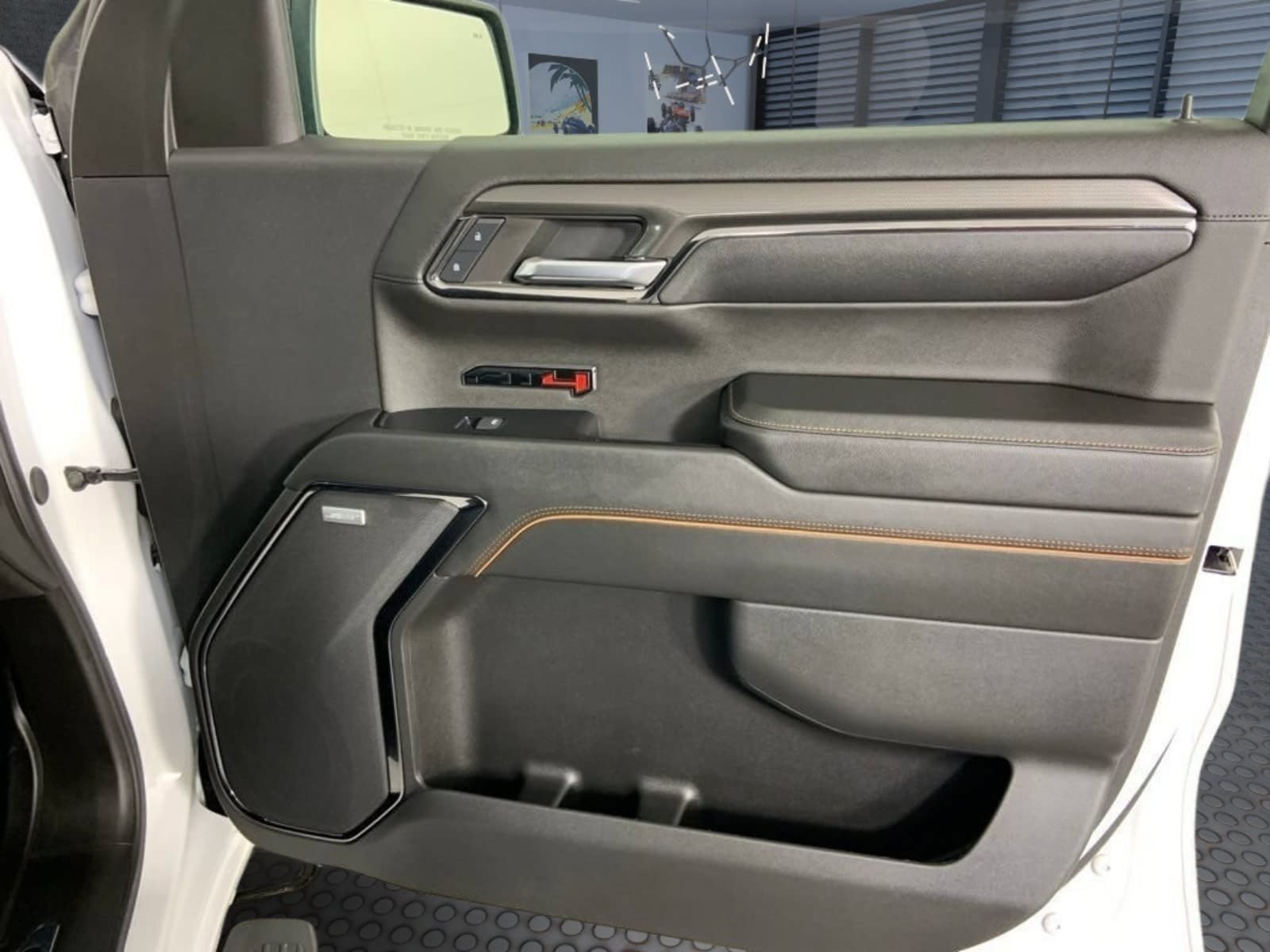 Used 2024 GMC Sierra 1500 AT4 w/ Technology Package AWD/4WD image 14