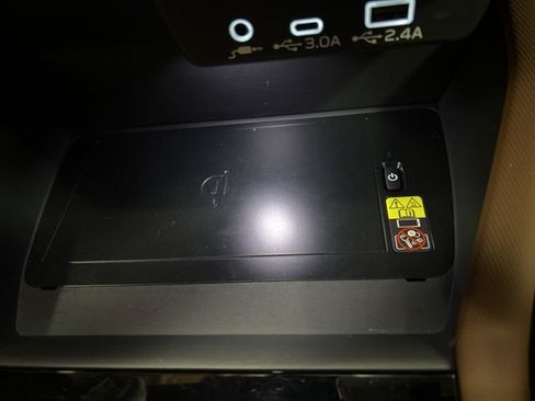 Certified 2025 Subaru Forester Touring w/ Protection Package image 32