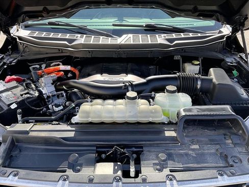 Used 2021 Ford F150 Lariat image 40