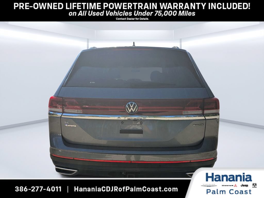 Used 2025 Volkswagen Atlas SE AWD/4WD image 4