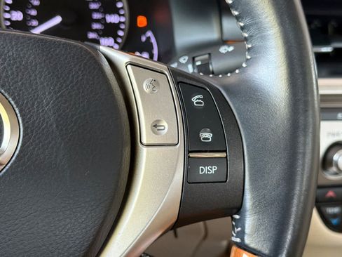 Used 2015 Lexus ES 300h w/ Navigation System Package FWD image 27