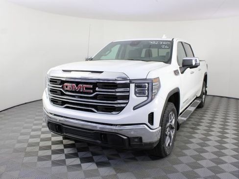 New 2026 GMC Sierra 1500 SLT AWD/4WD image 24