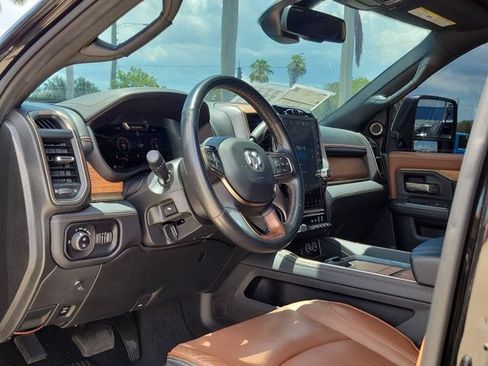 Used 2024 RAM 2500 Limited AWD/4WD image 6