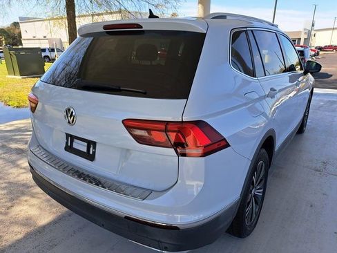 Used 2019 Volkswagen Tiguan SEL w/ 3rd Row Seat Package image 6