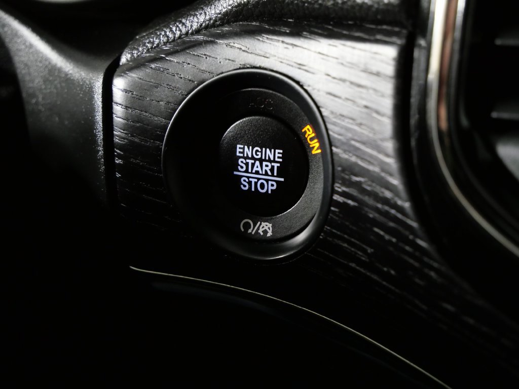Used 2020 Jeep Grand Cherokee High Altitude AWD/4WD image 24