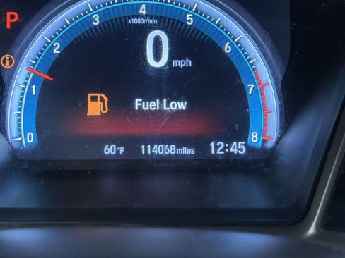 Used 2017 Honda Civic EX image 23