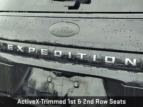 Used 2023 Ford Expedition Max XLT image 38