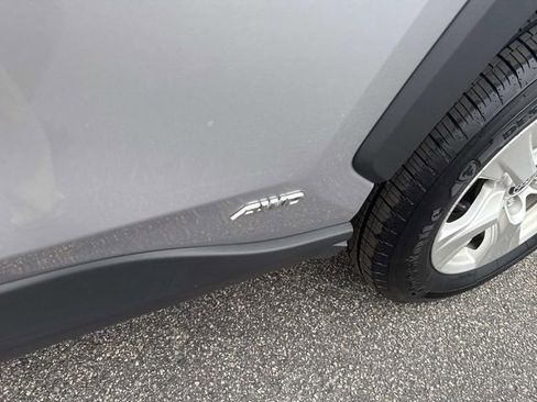 Used 2021 Toyota RAV4 XLE w/ Convenience Package image 20