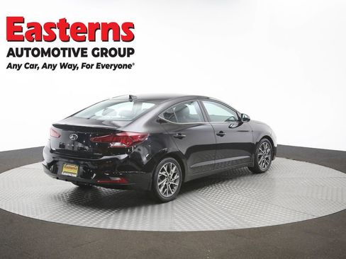 Used 2020 Hyundai Elantra Limited w/ Winter Weather Package FWD image 43