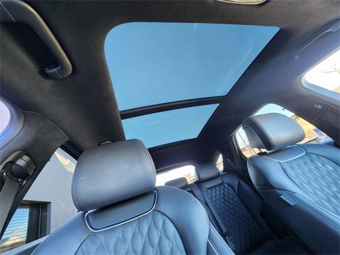 Used 2025 Genesis GV70 3.5T Sport w/ Sport Advanced Package image 24