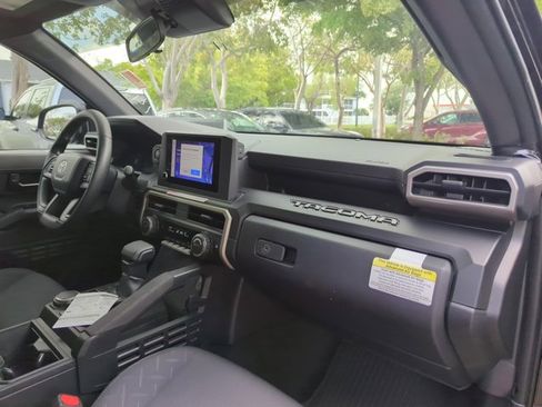 Used 2025 Toyota Tacoma SR image 25