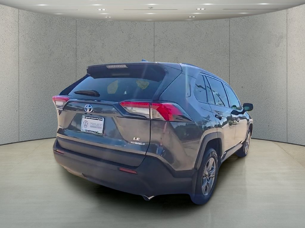 Used 2024 Toyota RAV4 LE AWD/4WD image 37