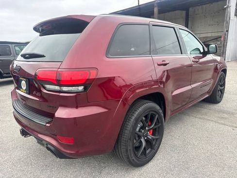 Used 2021 Jeep Grand Cherokee SRT w/ Trailer Tow Group IV AWD/4WD image 5