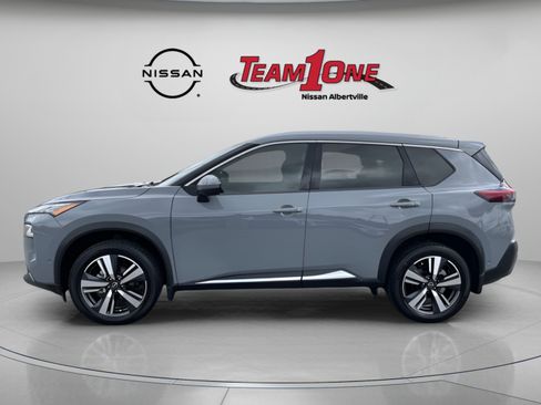 Used 2023 Nissan Rogue SL w/ SL Premium Package FWD image 5