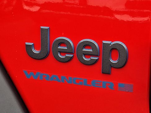 Used 2025 Jeep Wrangler Unlimited Sport S 4xe AWD/4WD image 29
