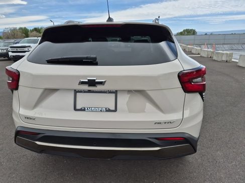 New 2026 Chevrolet Trax ACTIV FWD image 4