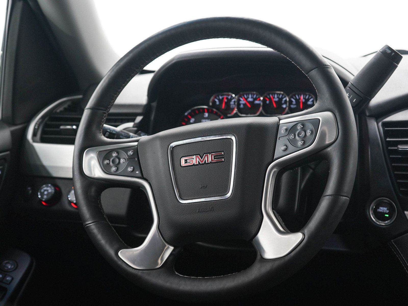 Used 2016 GMC Yukon SLT w/ Open Road Package AWD/4WD image 20