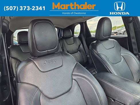 Used 2020 Jeep Cherokee Limited AWD/4WD image 20