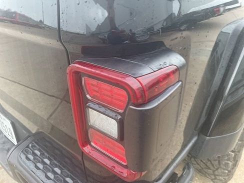 Used 2020 Jeep Gladiator Rubicon w/ Dual Top Group image 9