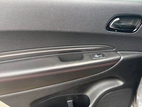 Used 2023 Dodge Durango GT image 30