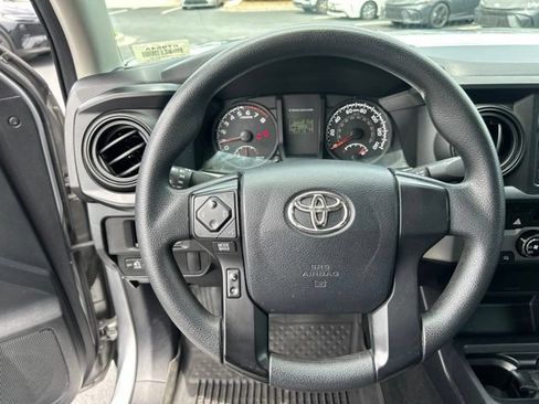 Used 2017 Toyota Tacoma SR RWD image 19