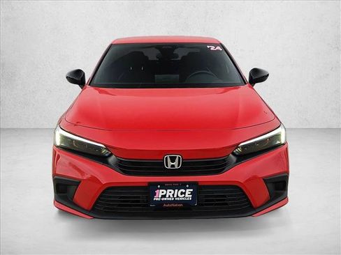 Used 2024 Honda Civic Sport image 2