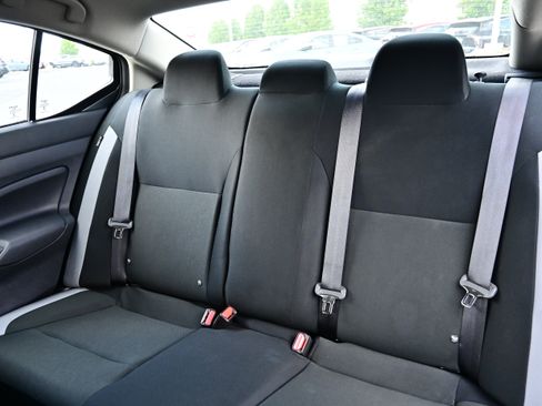Used 2025 Nissan Versa S w/ S Plus Package FWD image 21