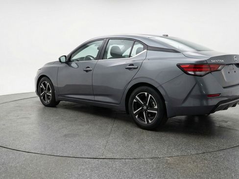 Used 2025 Nissan Sentra SV image 6