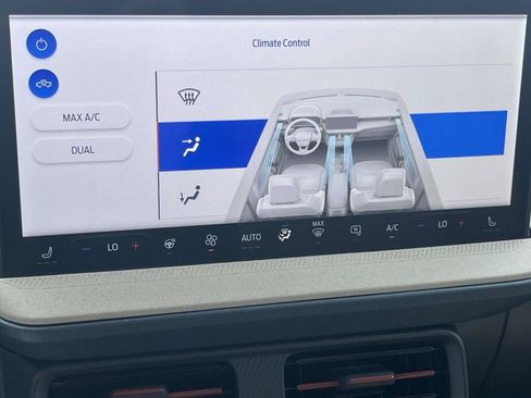 New 2026 Ford Maverick Lariat AWD/4WD image 25