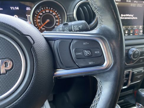 Used 2021 Jeep Wrangler Unlimited Sahara AWD/4WD image 20