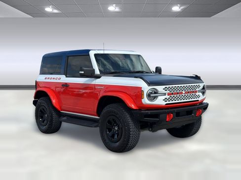 Certified 2025 Ford Bronco Stroppe Edition AWD/4WD image 7